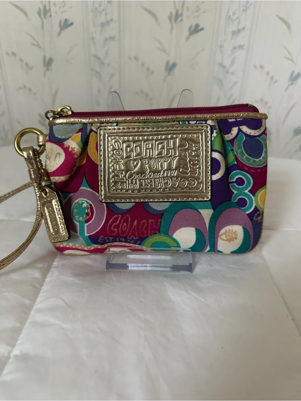 Coach Poppy Pop Art Wristlet
